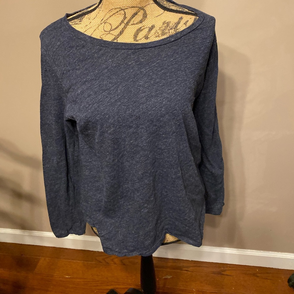 Long sleeve shirt